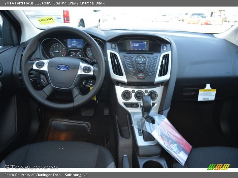 Sterling Gray / Charcoal Black 2014 Ford Focus SE Sedan