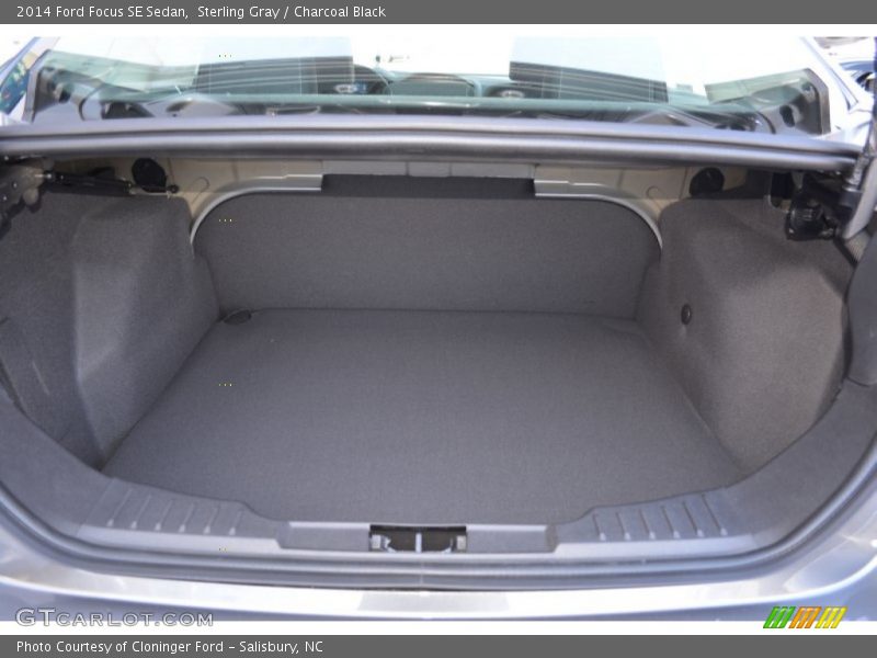 Sterling Gray / Charcoal Black 2014 Ford Focus SE Sedan