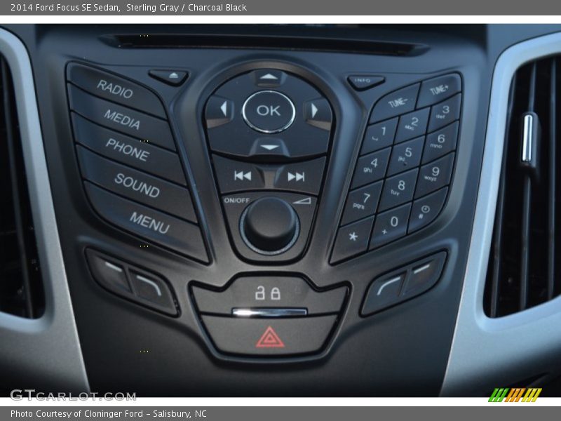 Sterling Gray / Charcoal Black 2014 Ford Focus SE Sedan