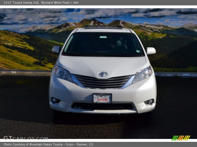 Blizzard White Pearl / Ash 2015 Toyota Sienna XLE