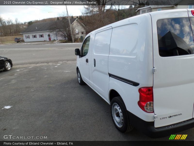 Designer White / Medium Pewter 2015 Chevrolet City Express LS
