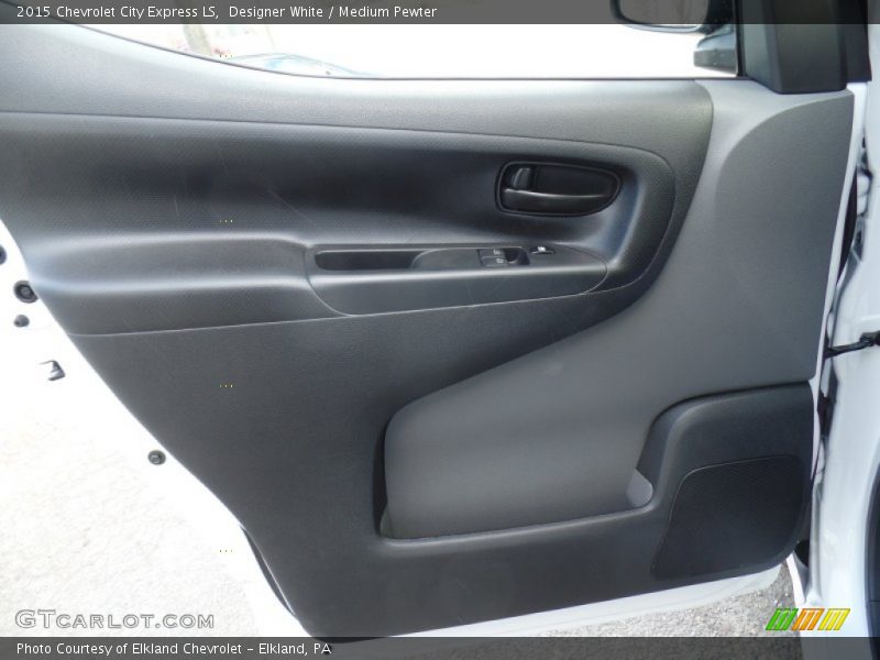 Designer White / Medium Pewter 2015 Chevrolet City Express LS