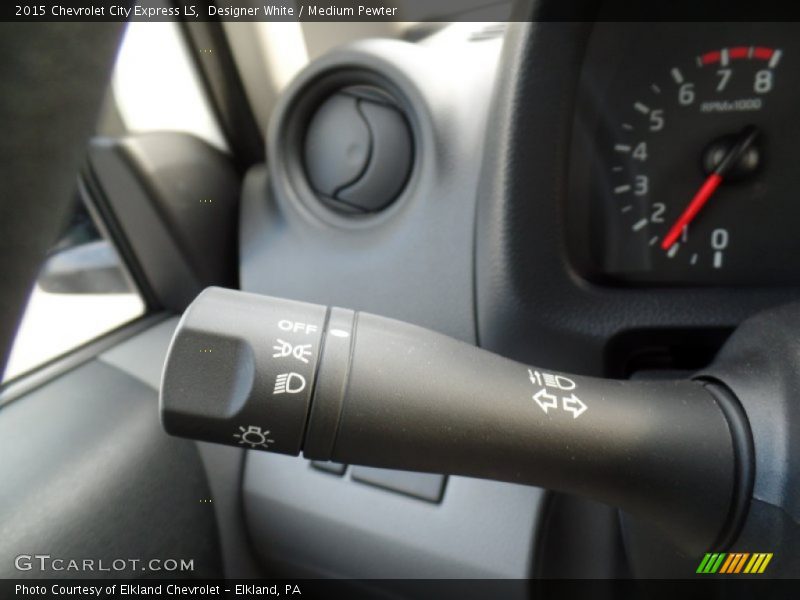 Designer White / Medium Pewter 2015 Chevrolet City Express LS