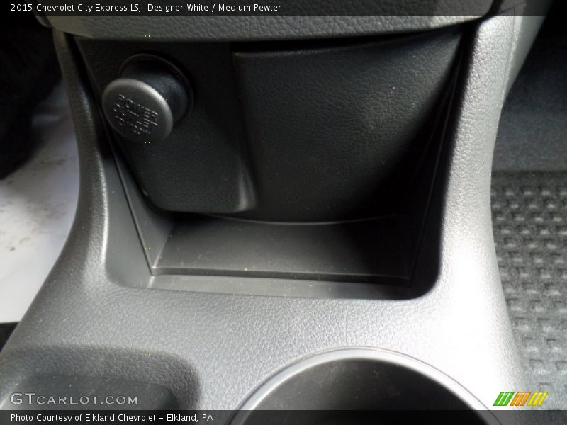 Designer White / Medium Pewter 2015 Chevrolet City Express LS