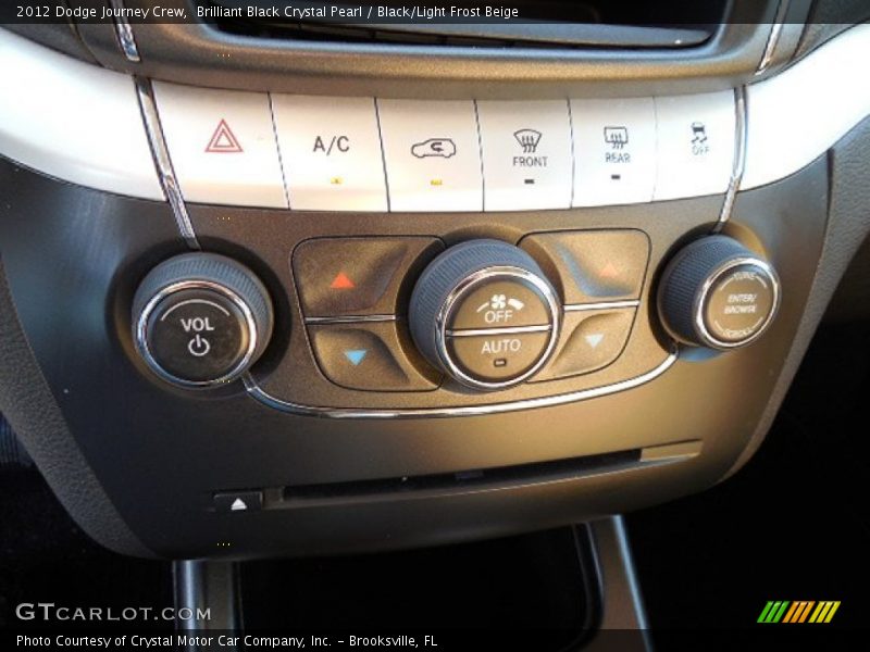 Brilliant Black Crystal Pearl / Black/Light Frost Beige 2012 Dodge Journey Crew