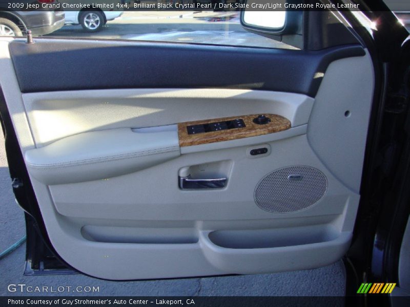 Brilliant Black Crystal Pearl / Dark Slate Gray/Light Graystone Royale Leather 2009 Jeep Grand Cherokee Limited 4x4