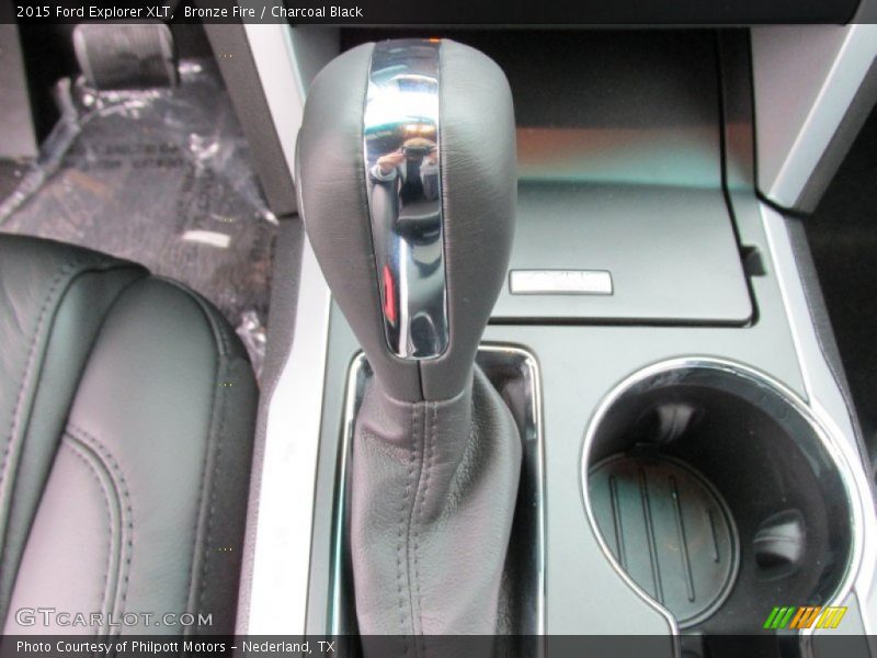  2015 Explorer XLT 6 Speed Automatic Shifter