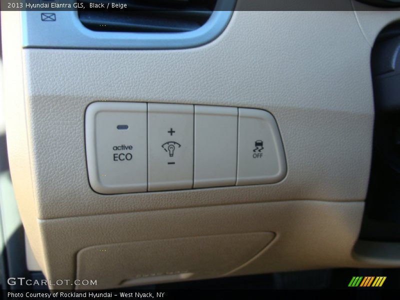Black / Beige 2013 Hyundai Elantra GLS