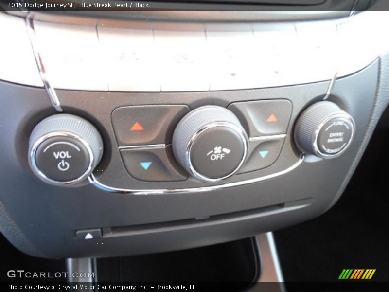 Blue Streak Pearl / Black 2015 Dodge Journey SE