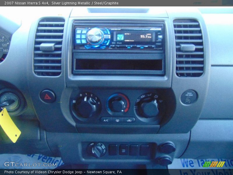 Silver Lightning Metallic / Steel/Graphite 2007 Nissan Xterra S 4x4