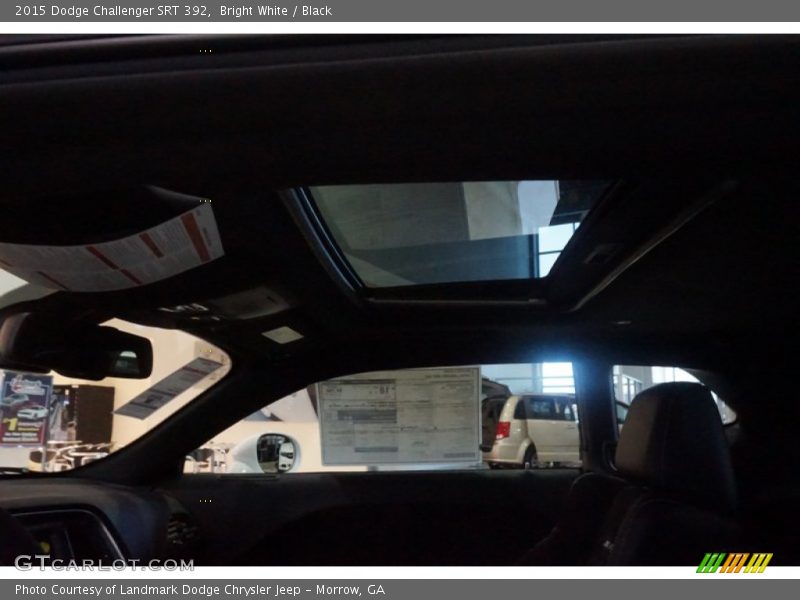 Bright White / Black 2015 Dodge Challenger SRT 392