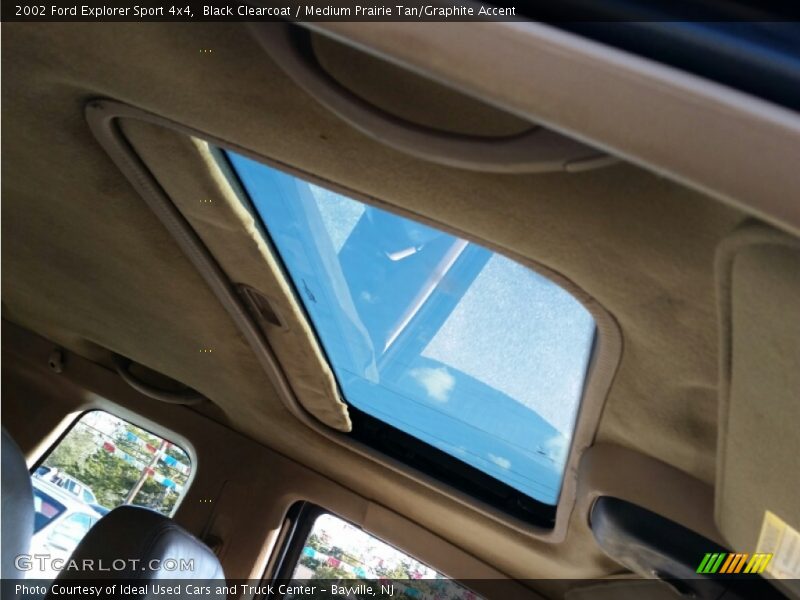 Black Clearcoat / Medium Prairie Tan/Graphite Accent 2002 Ford Explorer Sport 4x4