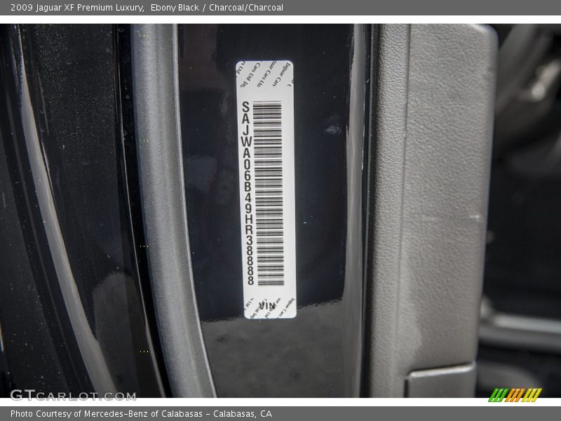 Ebony Black / Charcoal/Charcoal 2009 Jaguar XF Premium Luxury