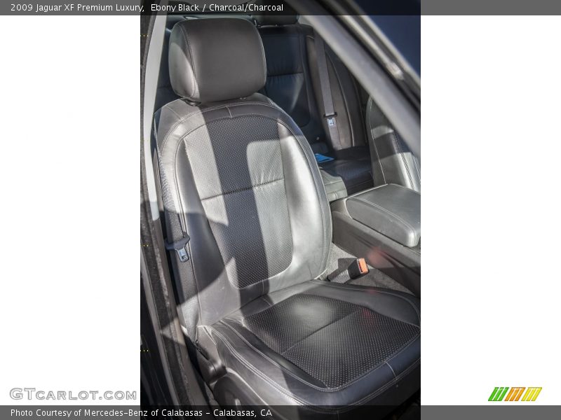 Ebony Black / Charcoal/Charcoal 2009 Jaguar XF Premium Luxury