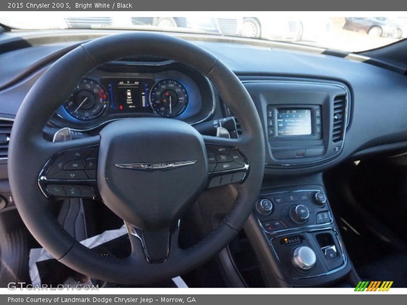 Bright White / Black 2015 Chrysler 200 S