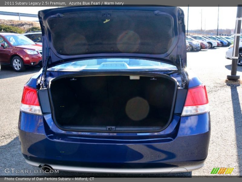 Azurite Blue Pearl / Warm Ivory 2011 Subaru Legacy 2.5i Premium