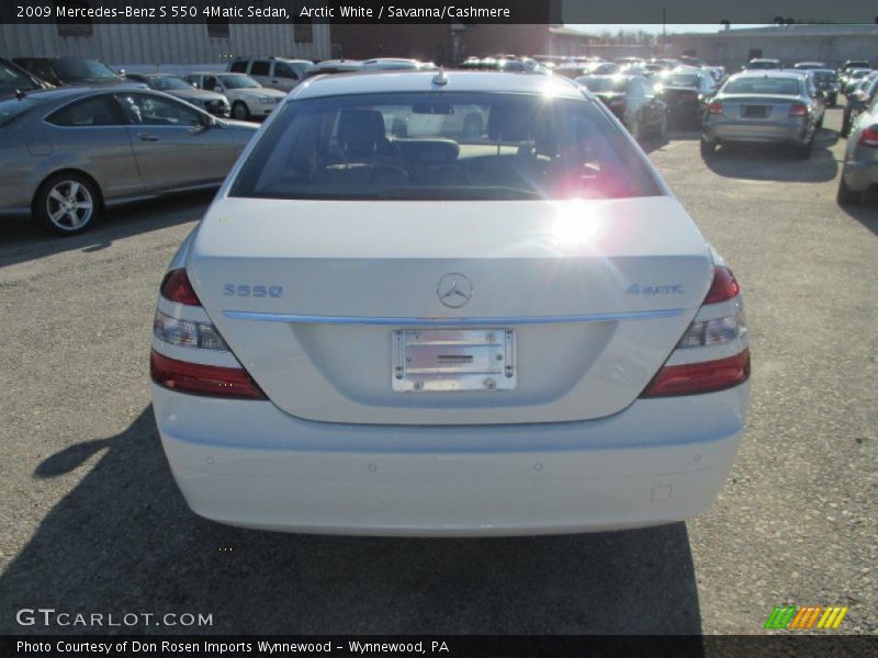 Arctic White / Savanna/Cashmere 2009 Mercedes-Benz S 550 4Matic Sedan