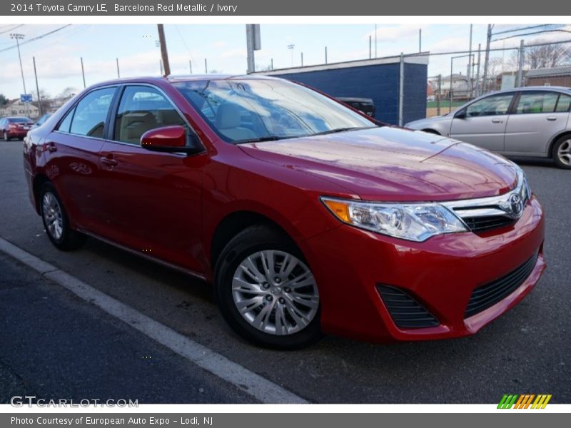 Barcelona Red Metallic / Ivory 2014 Toyota Camry LE