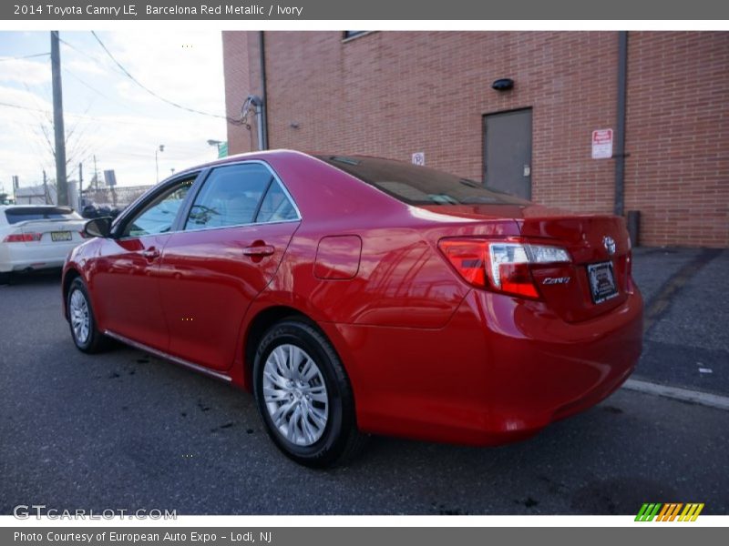Barcelona Red Metallic / Ivory 2014 Toyota Camry LE