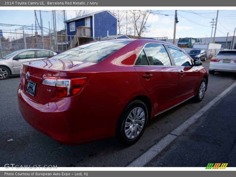 Barcelona Red Metallic / Ivory 2014 Toyota Camry LE