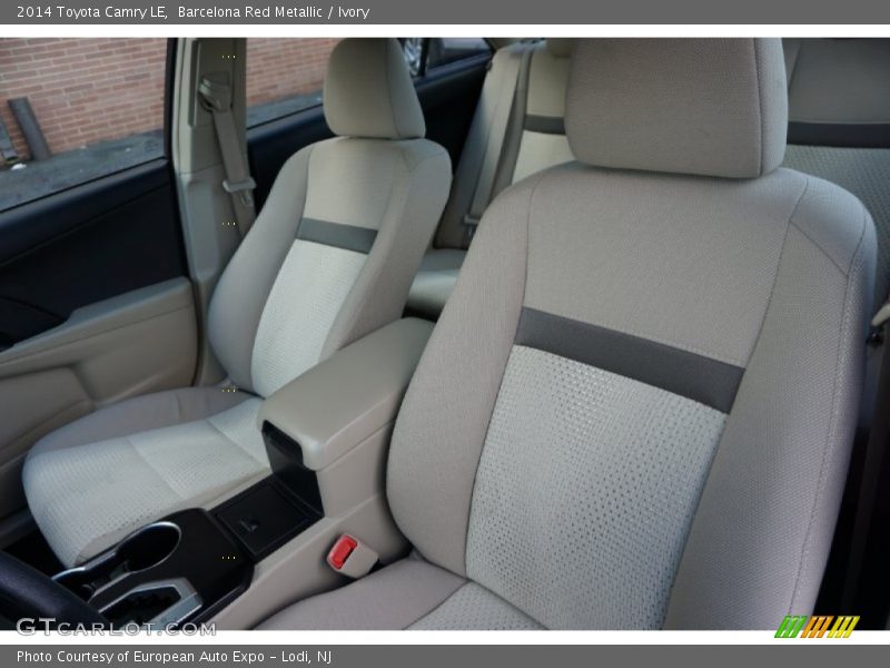 Barcelona Red Metallic / Ivory 2014 Toyota Camry LE
