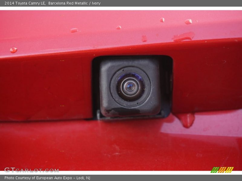 Barcelona Red Metallic / Ivory 2014 Toyota Camry LE