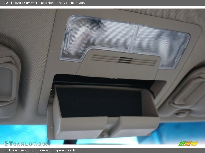 Barcelona Red Metallic / Ivory 2014 Toyota Camry LE