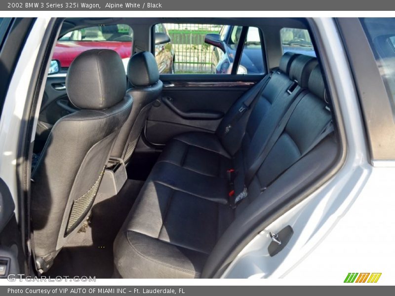 Alpine White / Black 2002 BMW 3 Series 325i Wagon