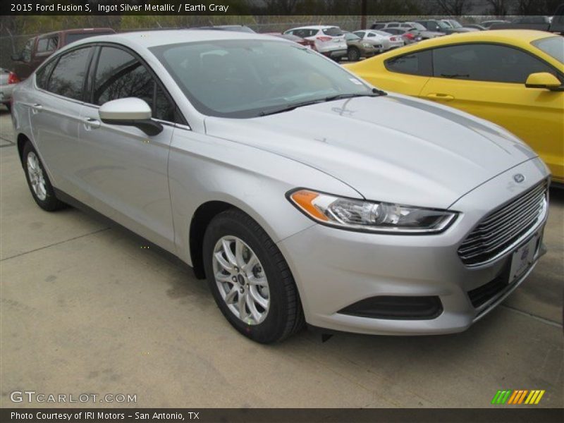 Ingot Silver Metallic / Earth Gray 2015 Ford Fusion S