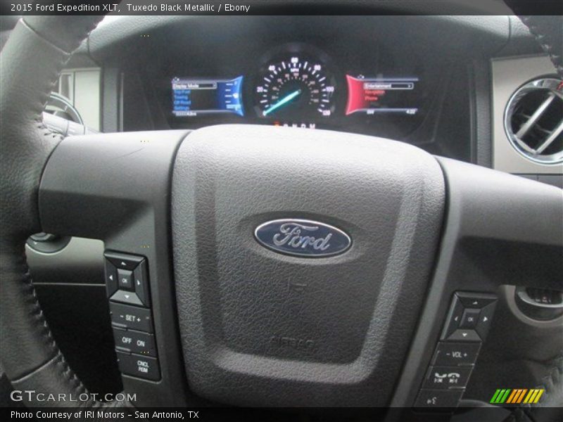 Tuxedo Black Metallic / Ebony 2015 Ford Expedition XLT