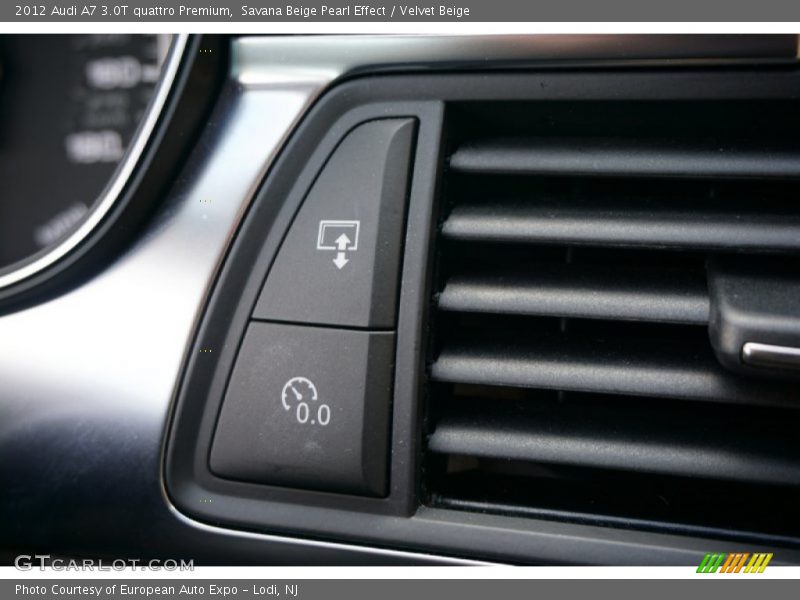 Savana Beige Pearl Effect / Velvet Beige 2012 Audi A7 3.0T quattro Premium