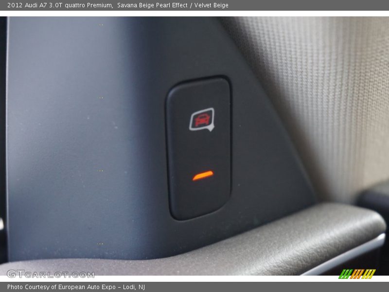Savana Beige Pearl Effect / Velvet Beige 2012 Audi A7 3.0T quattro Premium
