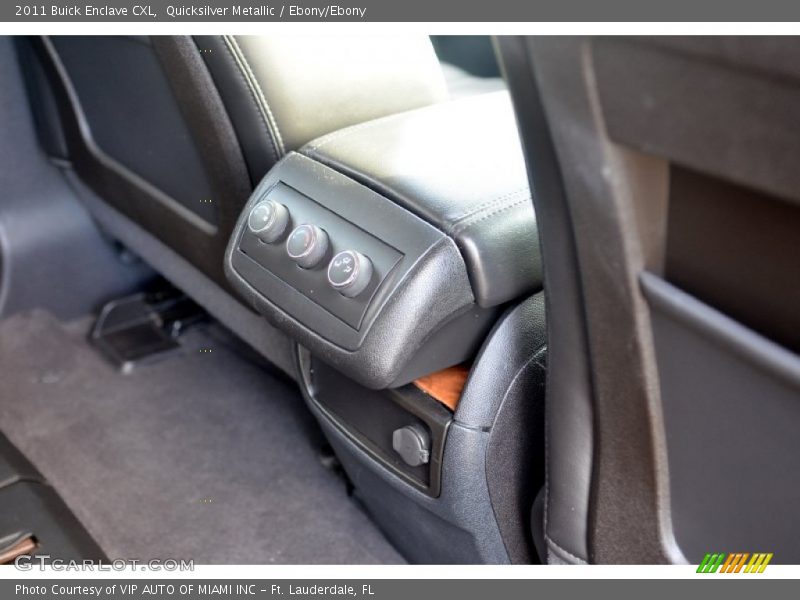Quicksilver Metallic / Ebony/Ebony 2011 Buick Enclave CXL