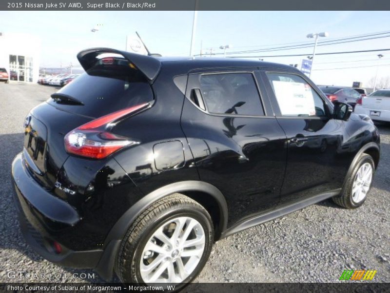 Super Black / Black/Red 2015 Nissan Juke SV AWD