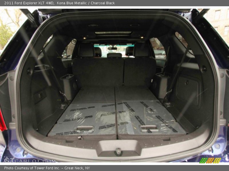 Kona Blue Metallic / Charcoal Black 2011 Ford Explorer XLT 4WD
