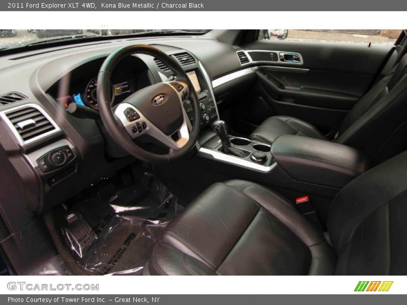 Kona Blue Metallic / Charcoal Black 2011 Ford Explorer XLT 4WD