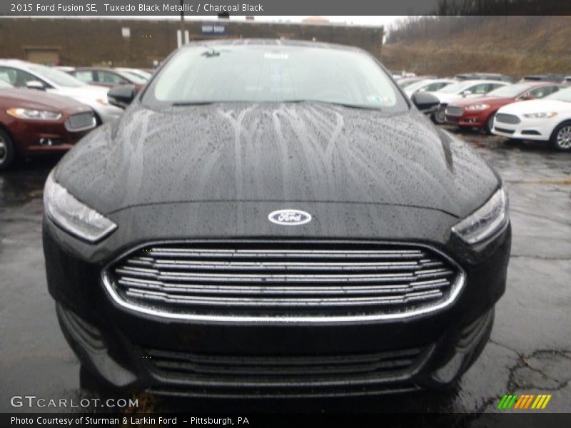 Tuxedo Black Metallic / Charcoal Black 2015 Ford Fusion SE