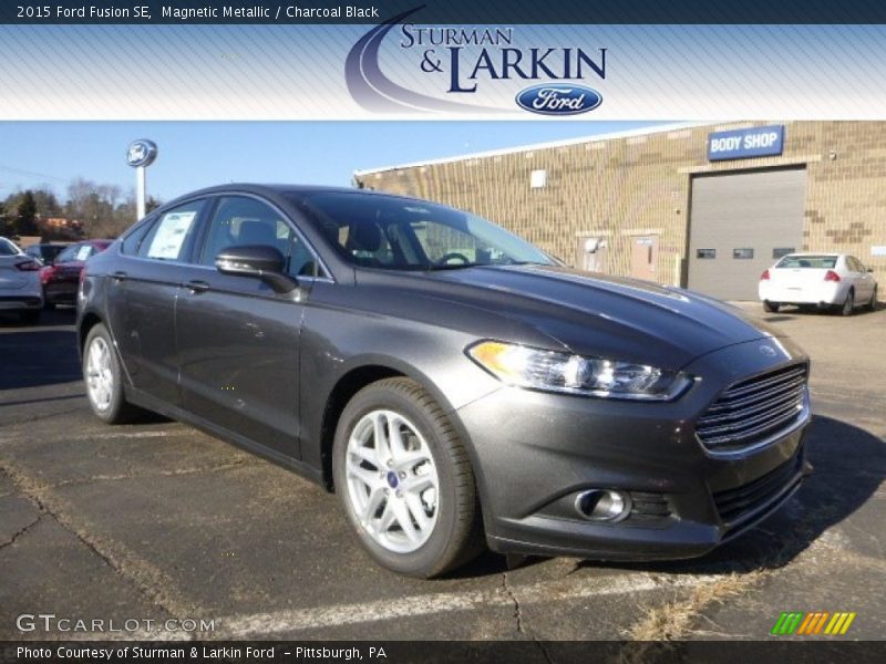 Magnetic Metallic / Charcoal Black 2015 Ford Fusion SE