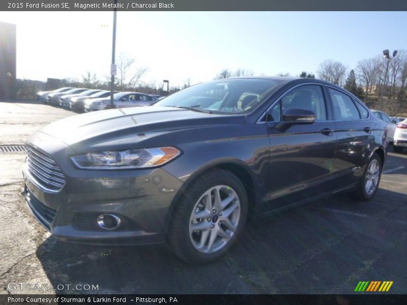Magnetic Metallic / Charcoal Black 2015 Ford Fusion SE