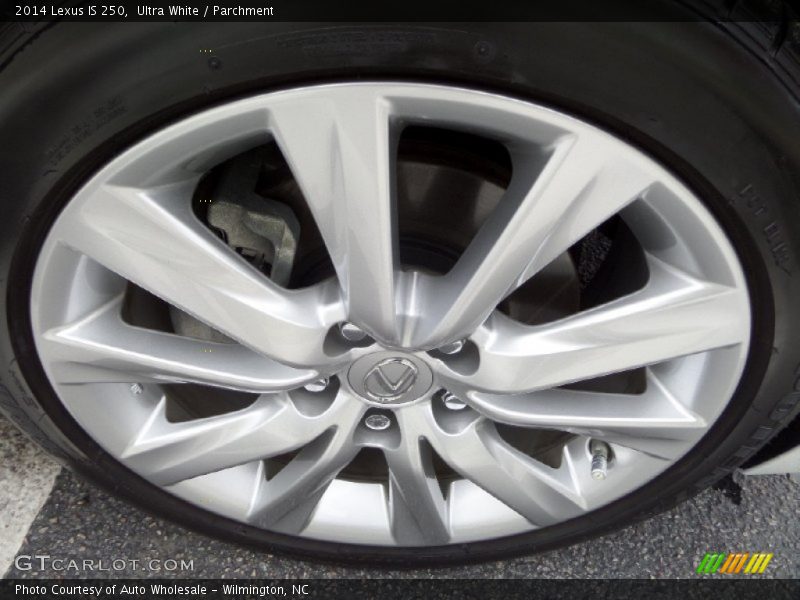 Ultra White / Parchment 2014 Lexus IS 250