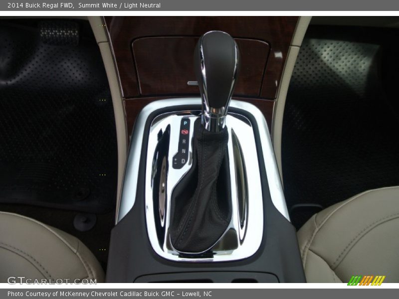 Summit White / Light Neutral 2014 Buick Regal FWD