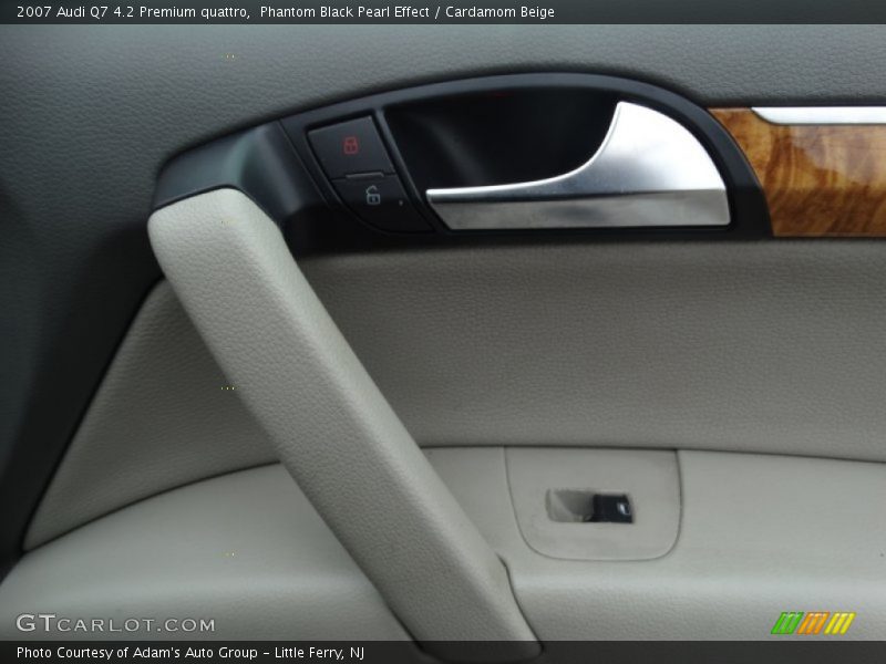 Phantom Black Pearl Effect / Cardamom Beige 2007 Audi Q7 4.2 Premium quattro