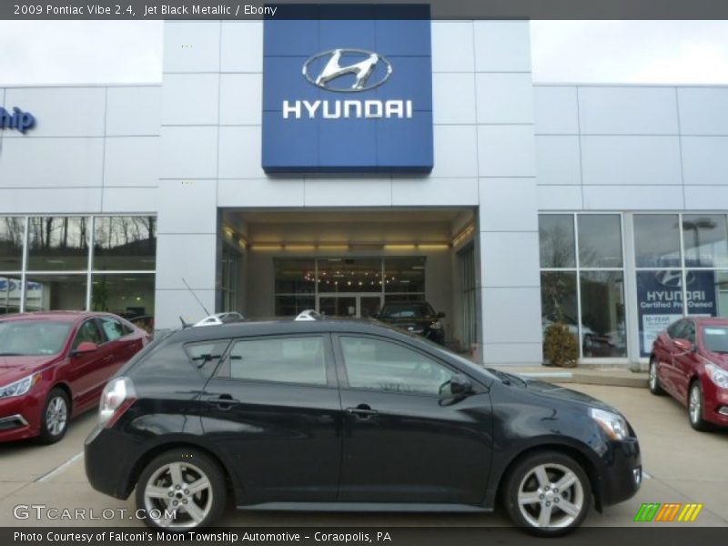 Jet Black Metallic / Ebony 2009 Pontiac Vibe 2.4