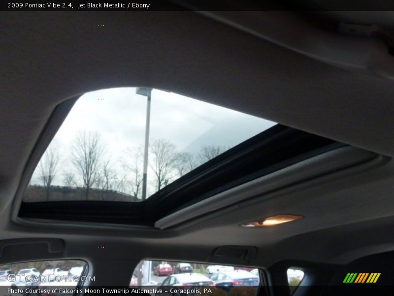 Jet Black Metallic / Ebony 2009 Pontiac Vibe 2.4