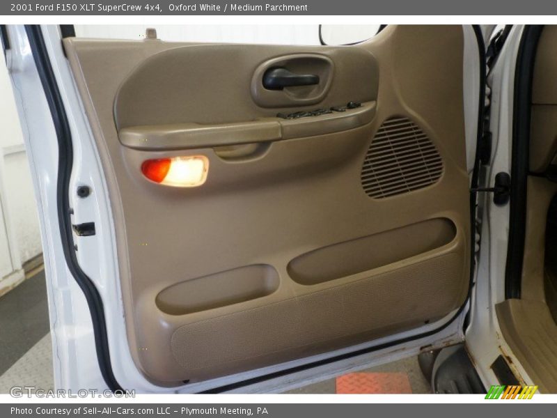 Oxford White / Medium Parchment 2001 Ford F150 XLT SuperCrew 4x4