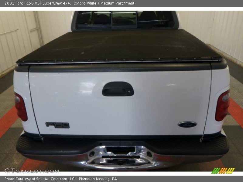 Oxford White / Medium Parchment 2001 Ford F150 XLT SuperCrew 4x4