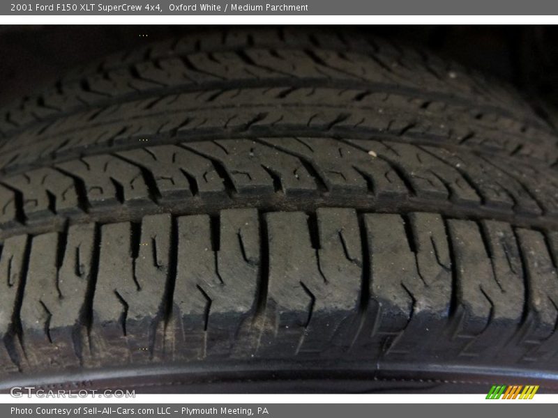 Oxford White / Medium Parchment 2001 Ford F150 XLT SuperCrew 4x4