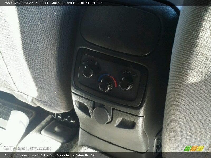 Magnetic Red Metallic / Light Oak 2003 GMC Envoy XL SLE 4x4