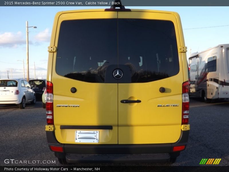  2015 Sprinter 2500 Crew Van Calcite Yellow