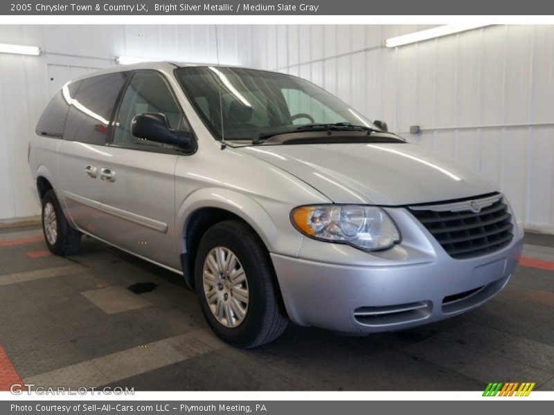 Bright Silver Metallic / Medium Slate Gray 2005 Chrysler Town & Country LX